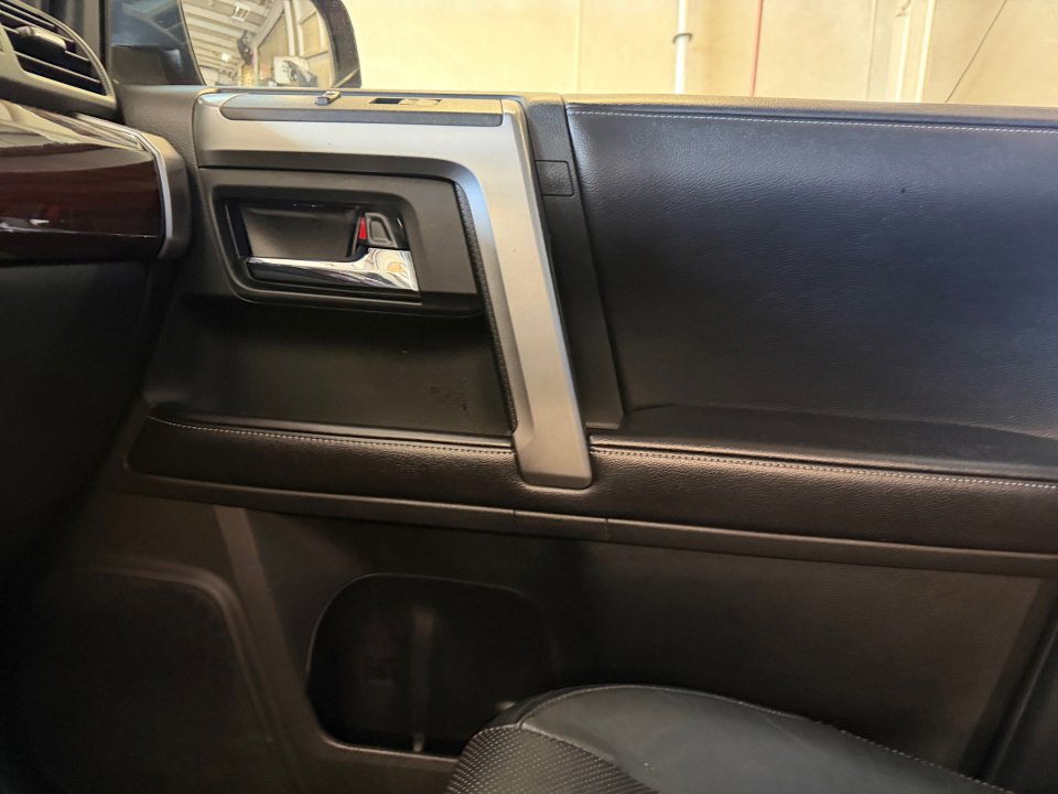 Used 2016 Toyota 4Runner Limited AWD/4WD image 35
