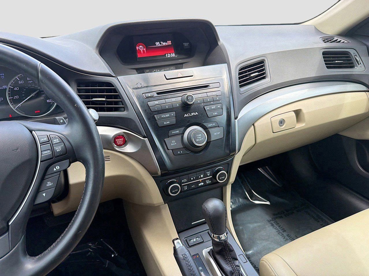 Used 2018 Acura ILX image 28