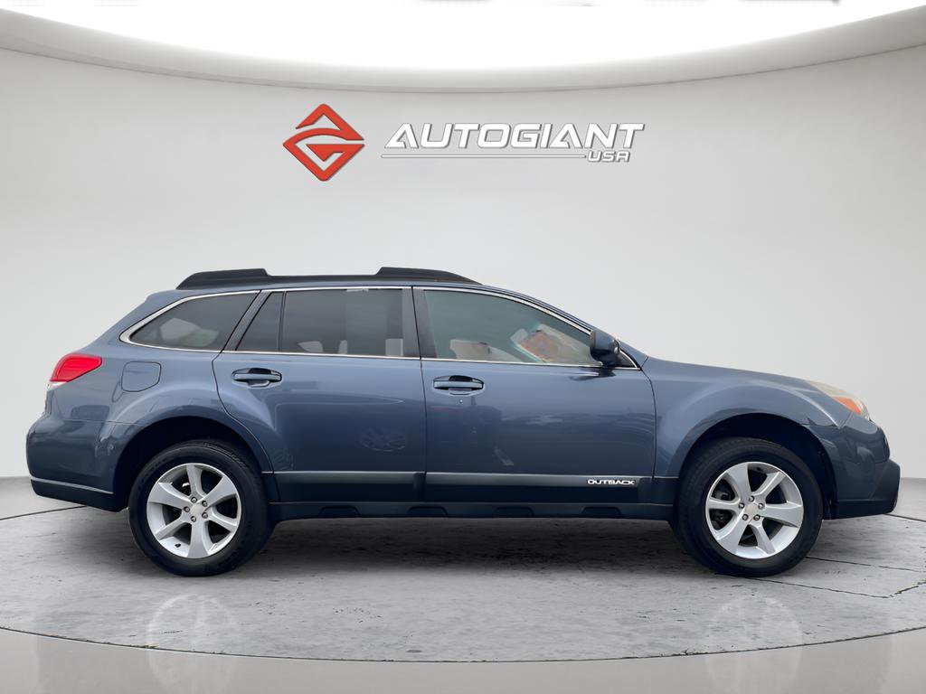 Used 2014 Subaru Outback 2.5i Premium image 9