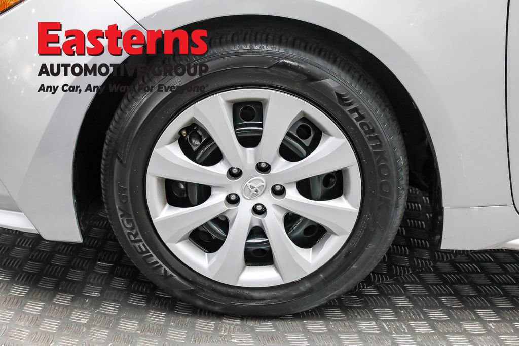 Used 2024 Toyota Corolla LE image 30