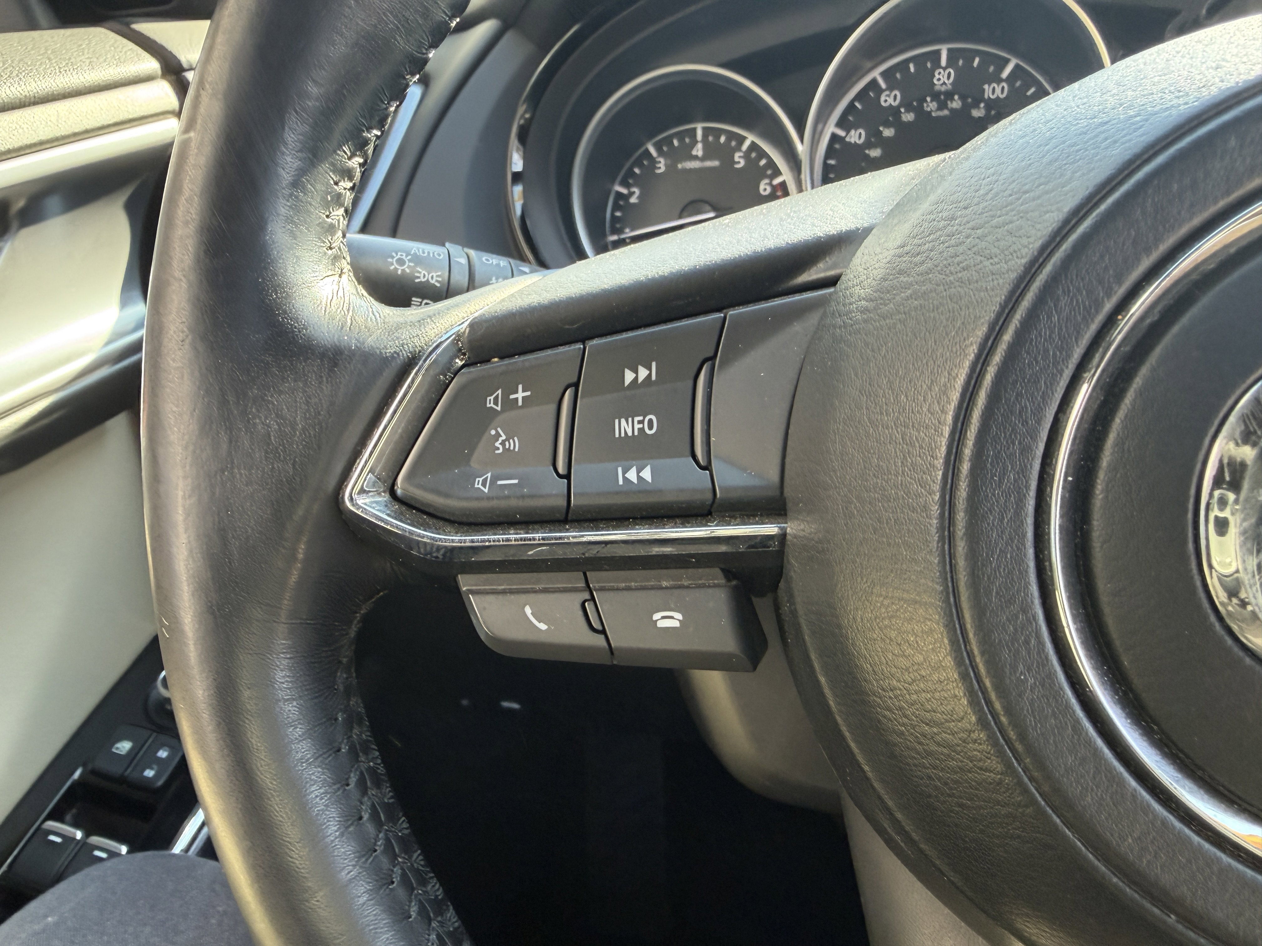 Used 2018 MAZDA CX-9 Grand Touring image 38