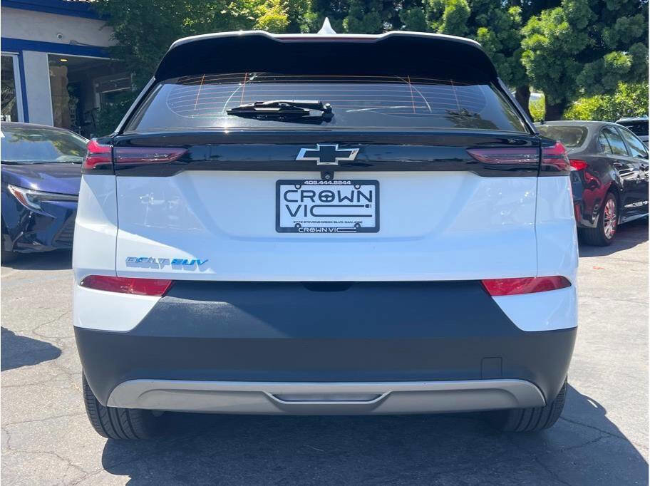 Used 2023 Chevrolet Bolt EUV LT FWD image 23