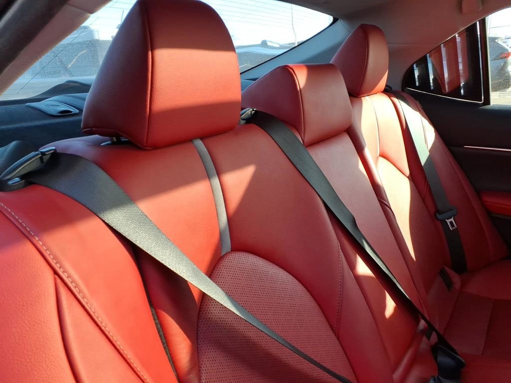 Certified 2019 Toyota Camry XSE image 26