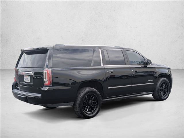 Used 2017 GMC Yukon XL Denali w/ Open Road Package AWD/4WD image 5