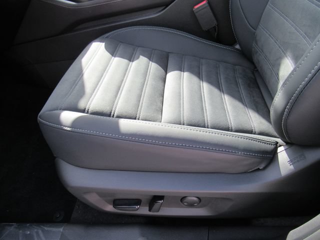 New 2026 Mitsubishi Outlander LE FWD image 22