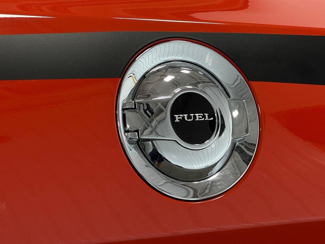 Used 2008 Dodge Challenger SRT8 RWD image 31