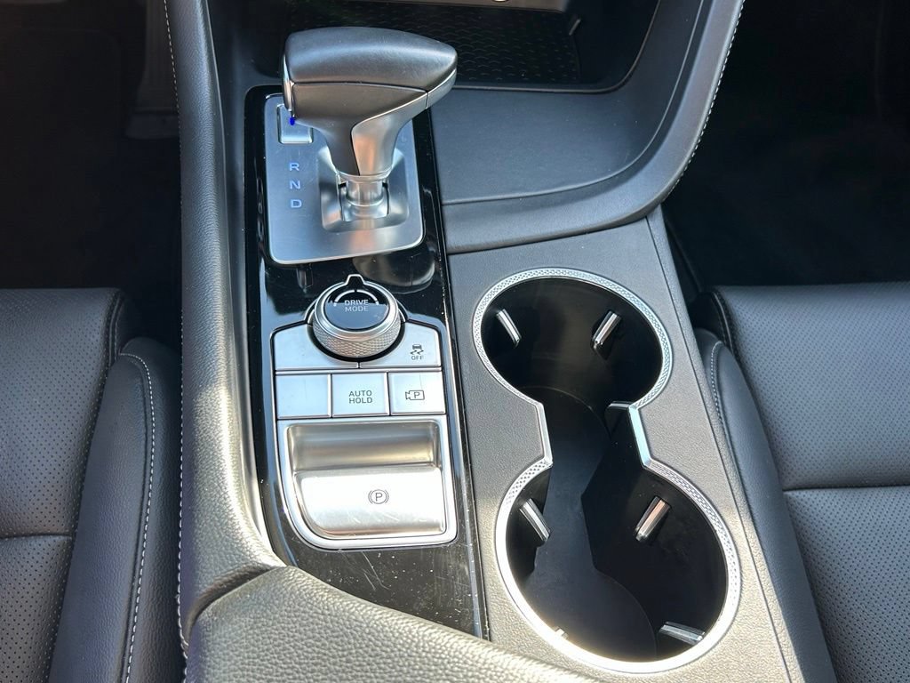 Used 2025 Genesis G70 2.5T AWD/4WD image 36
