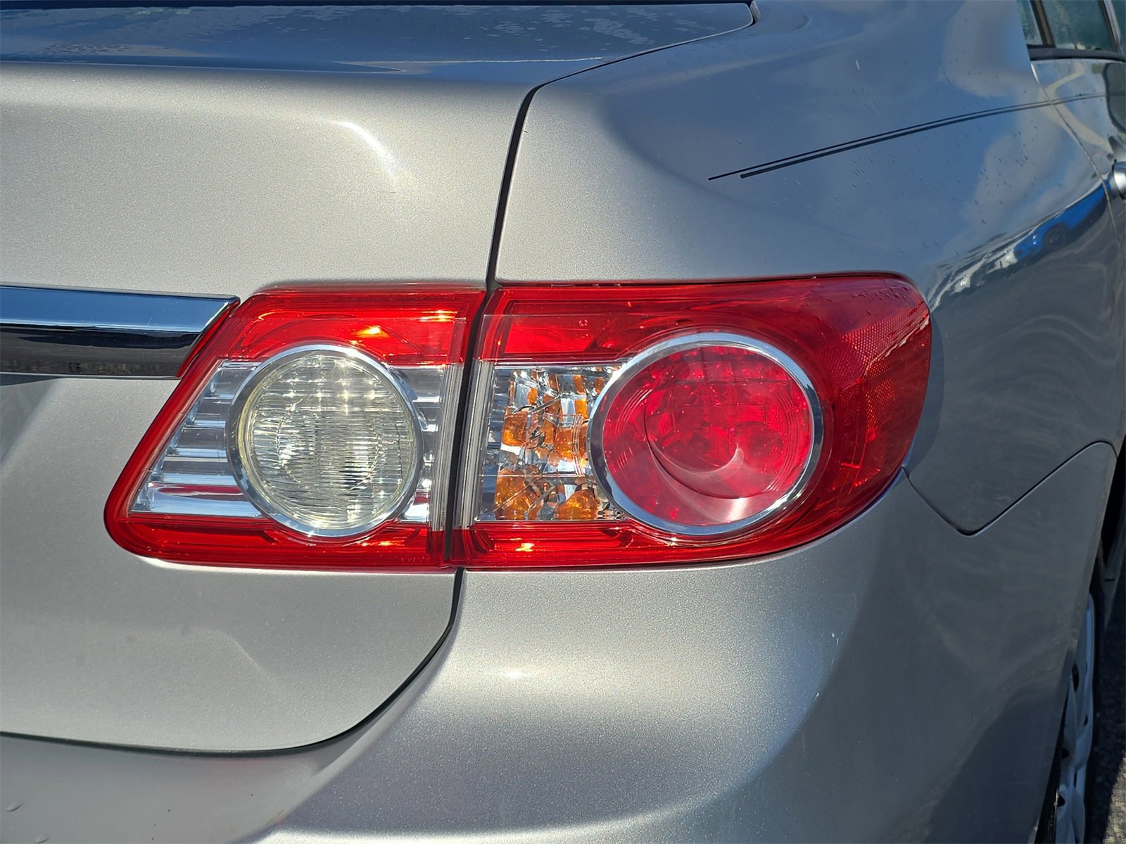 Used 2012 Toyota Corolla L image 8