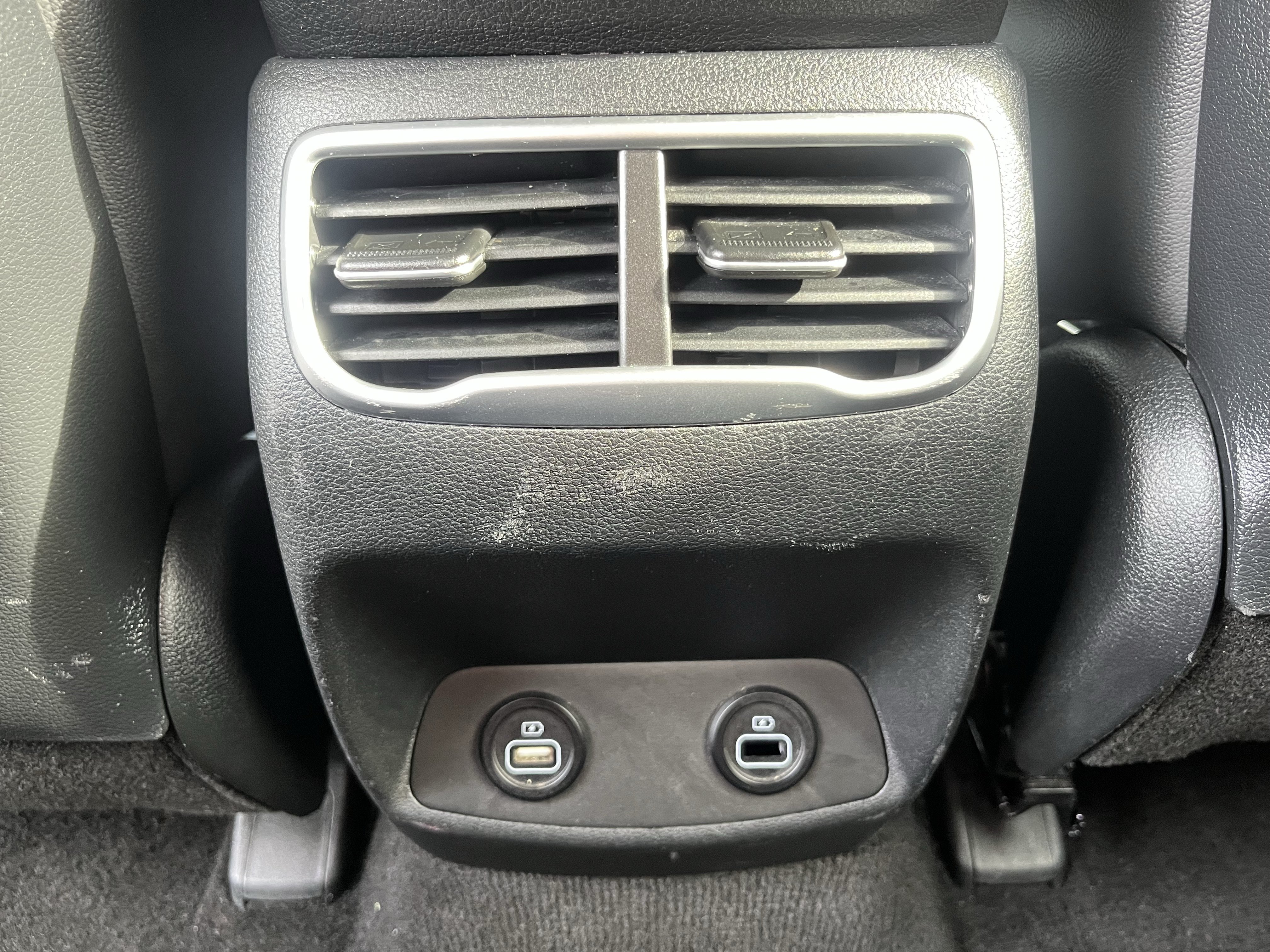Used 2022 Hyundai Santa Fe SEL Premium AWD/4WD image 28