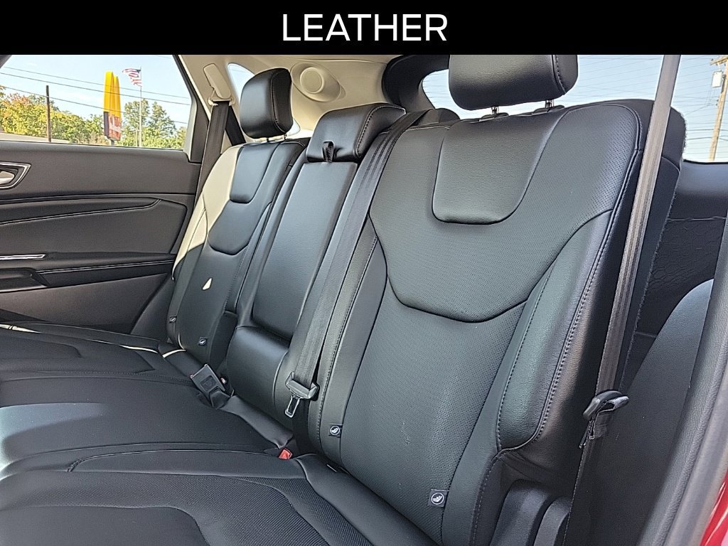 Used 2017 Ford Edge Titanium w/ Canadian Touring Package AWD/4WD image 12