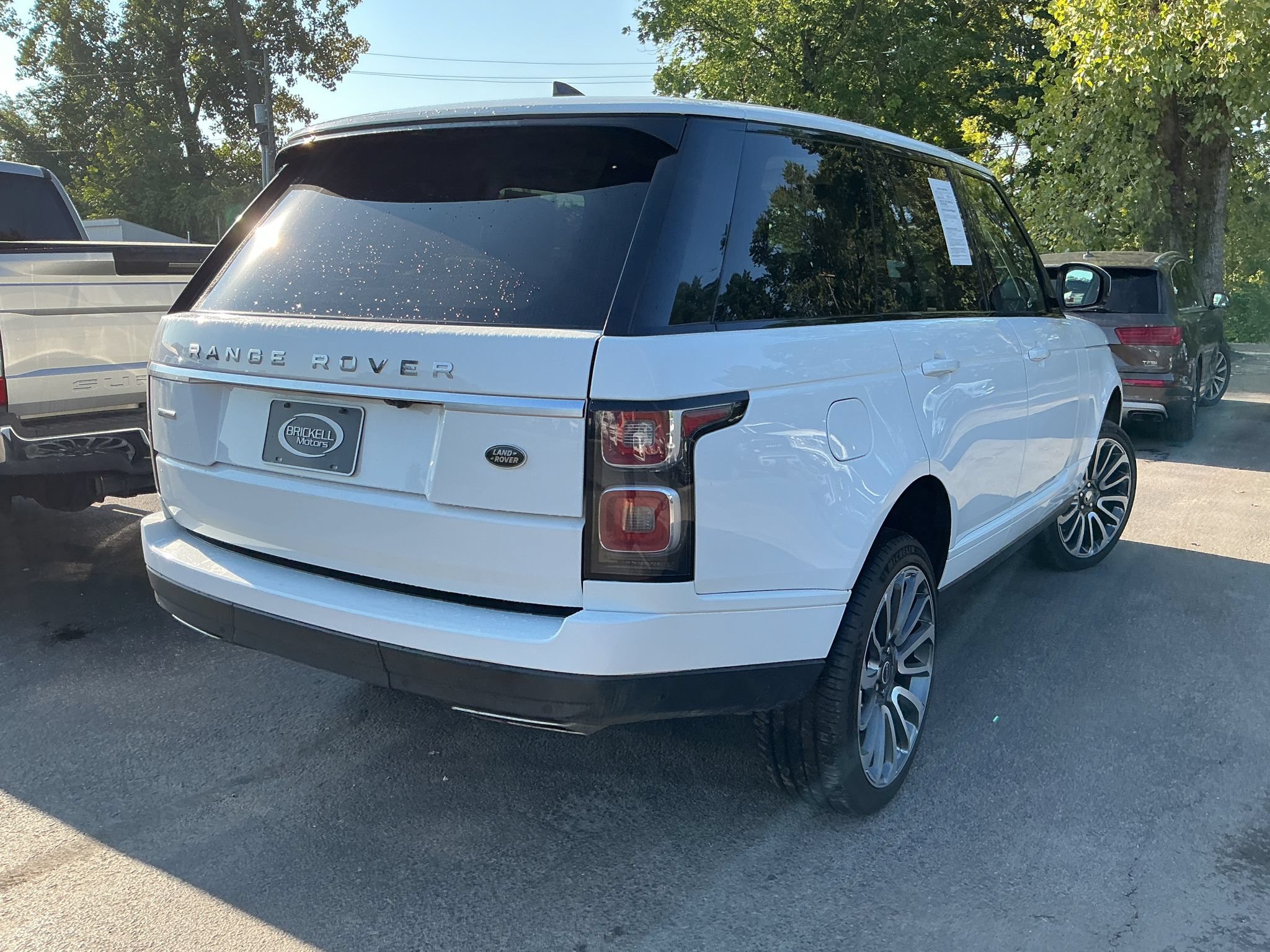 Used 2018 Land Rover Range Rover Supercharged AWD/4WD image 3
