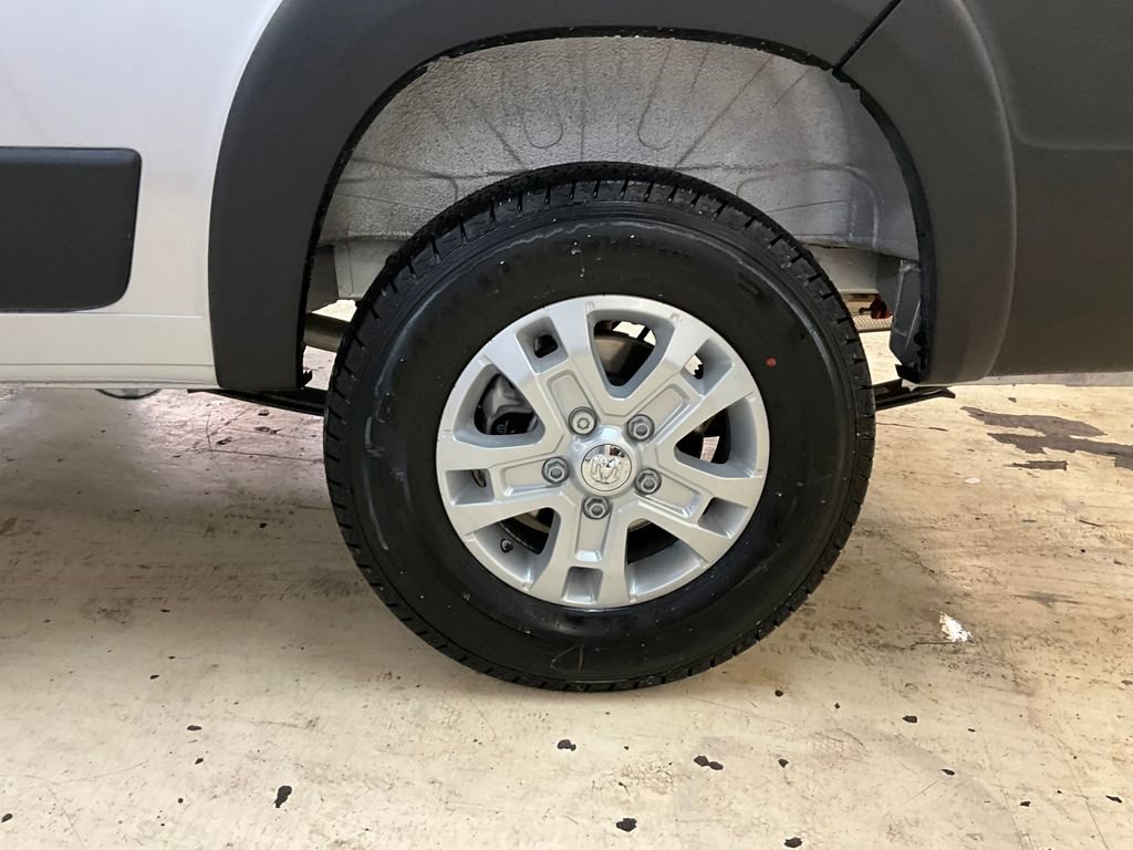 New 2025 RAM ProMaster 1500 w/ Quick Order Package 22G SLT image 15