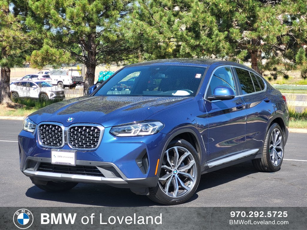 Used 2022 BMW X4 xDrive30i w/ Premium Package 2