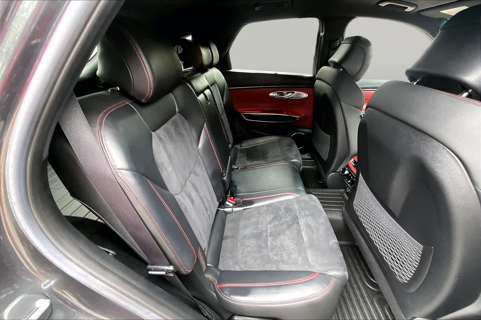 Used 2022 Genesis GV70 3.5T Sport w/ Sport Prestige Package AWD/4WD image 18