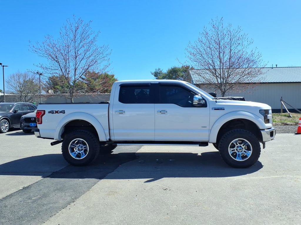Used 2017 Ford F150 Lariat AWD/4WD image 4