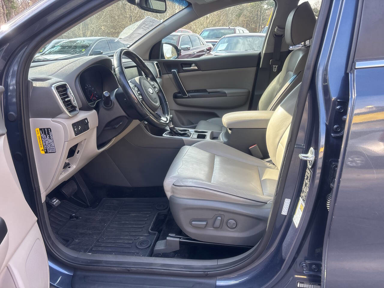 Used 2017 Kia Sportage EX w/ EX Premium Package image 8