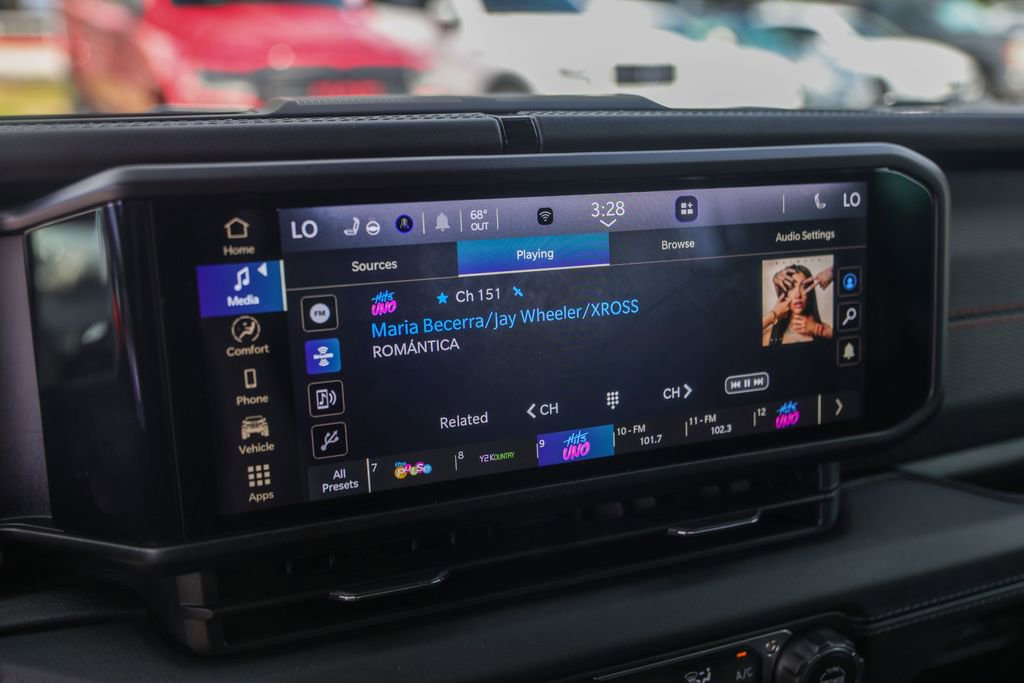 Used 2024 Jeep Wrangler Unlimited Rubicon w/ Convenience Group AWD/4WD image 16