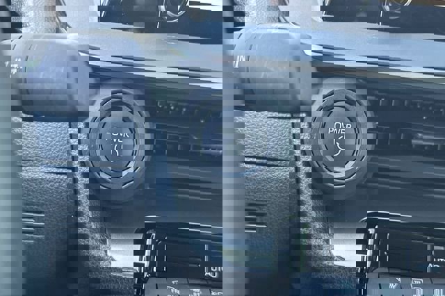 Used 2025 Toyota Prius LE image 26