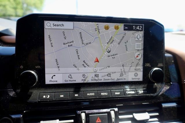 Used 2023 Nissan Pathfinder Platinum image 5