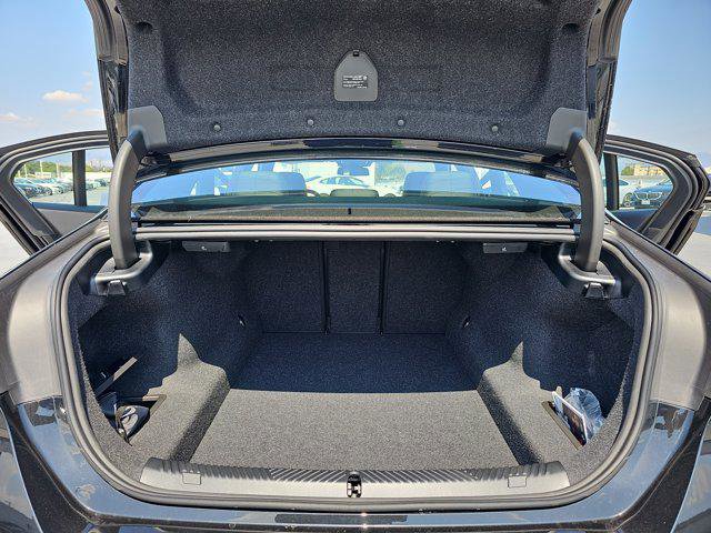 New 2026 BMW 540i xDrive image 12