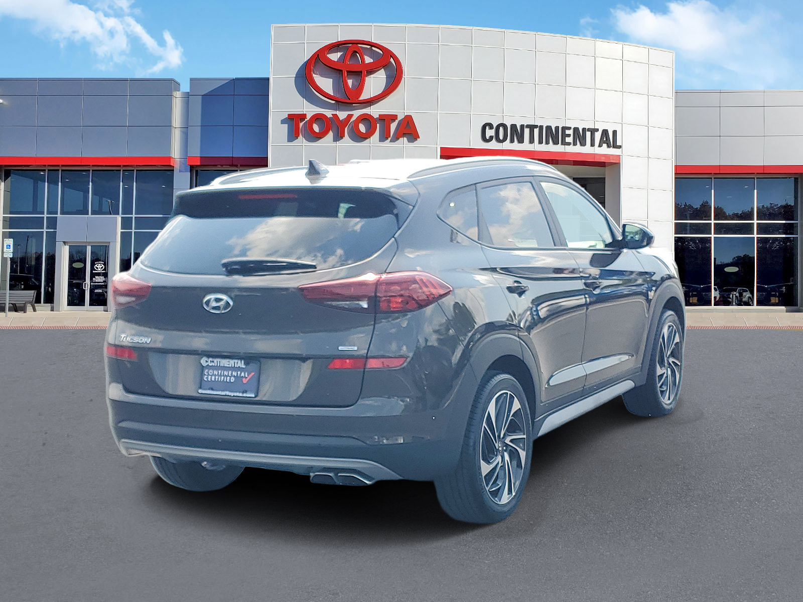 Used 2019 Hyundai Tucson Sport w/ Cargo Package AWD/4WD image 5