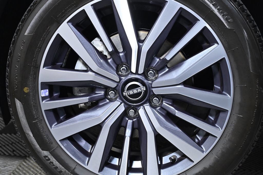 Certified 2022 Nissan Kicks SV FWD image 33
