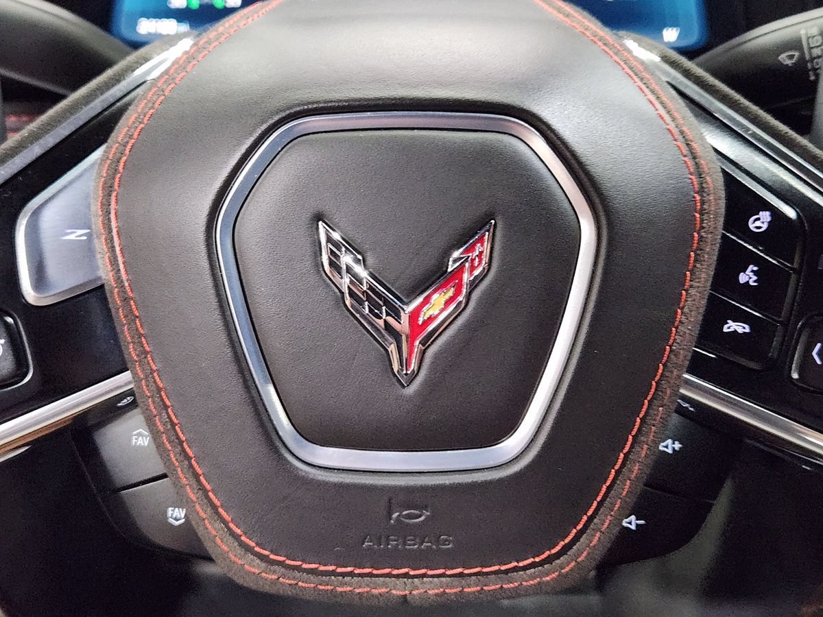 Used 2021 Chevrolet Corvette Stingray Premium Conv w/ Z51 Performance Package RWD image 48