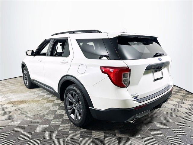 Used 2022 Ford Explorer XLT w/ Equipment Group 202A image 5
