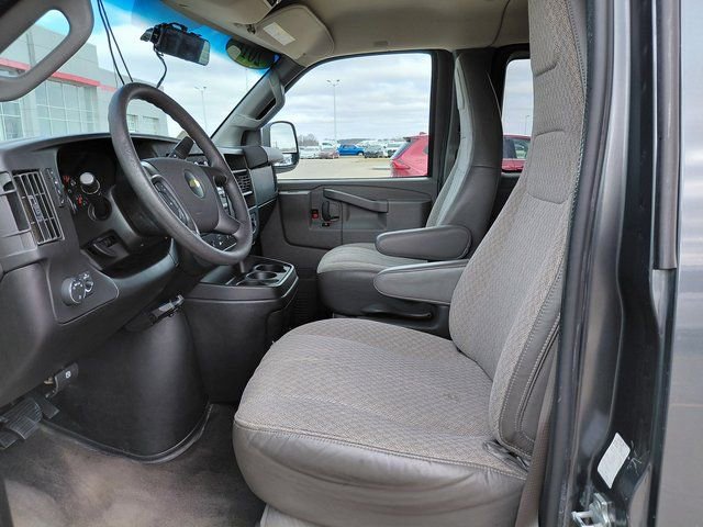 Used 2016 Chevrolet Express 3500 LT w/ LT Preferred Equipment Group image 9