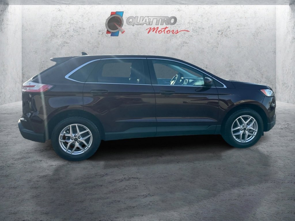 Used 2024 Ford Edge SEL w/ Convenience Package image 7