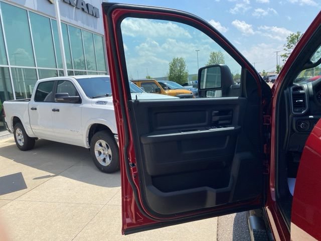 New 2026 RAM 2500 Tradesman AWD/4WD image 9