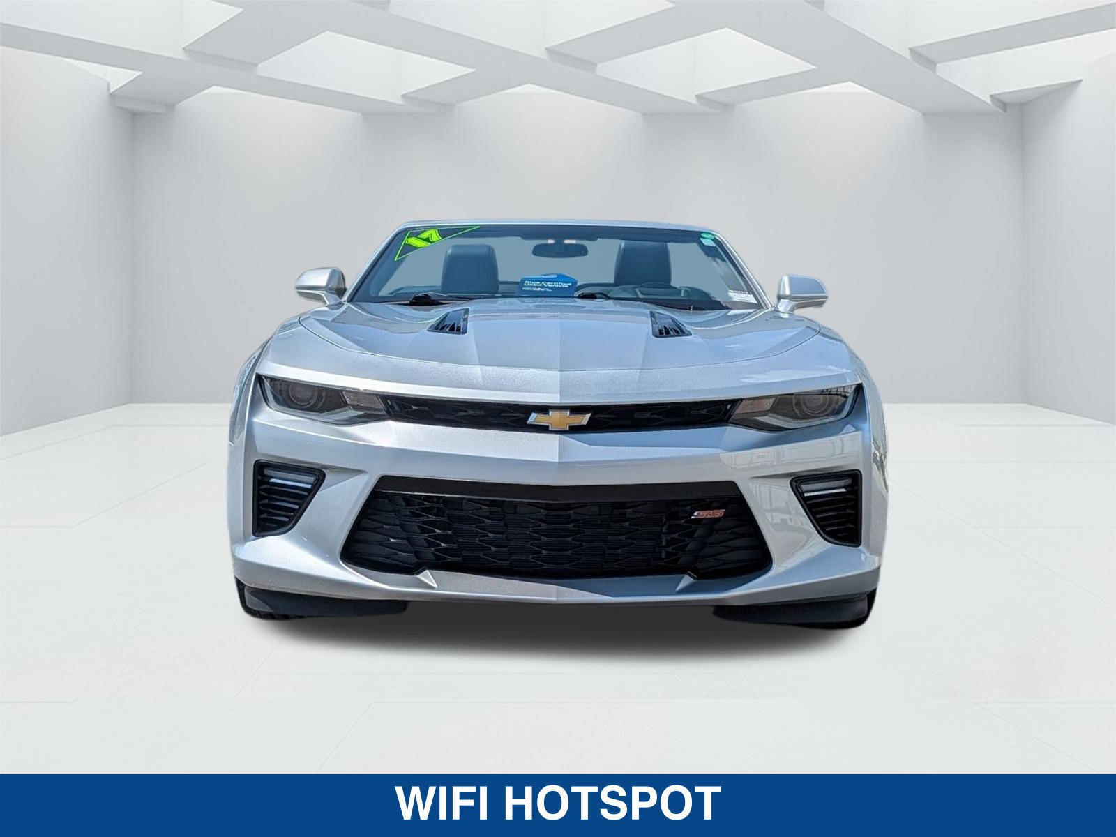 Used 2017 Chevrolet Camaro SS RWD image 9