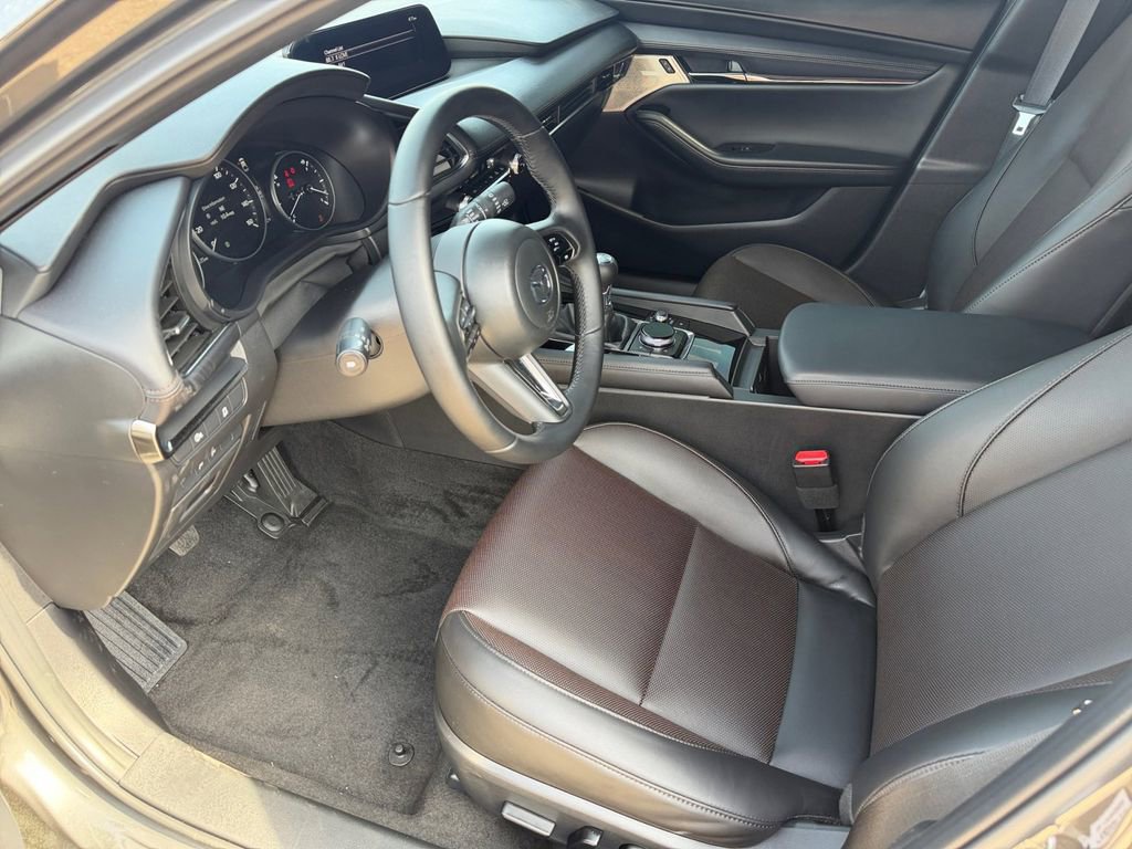Used 2026 MAZDA MAZDA3 2.5 S Hatchback w/ Premium Pkg image 10