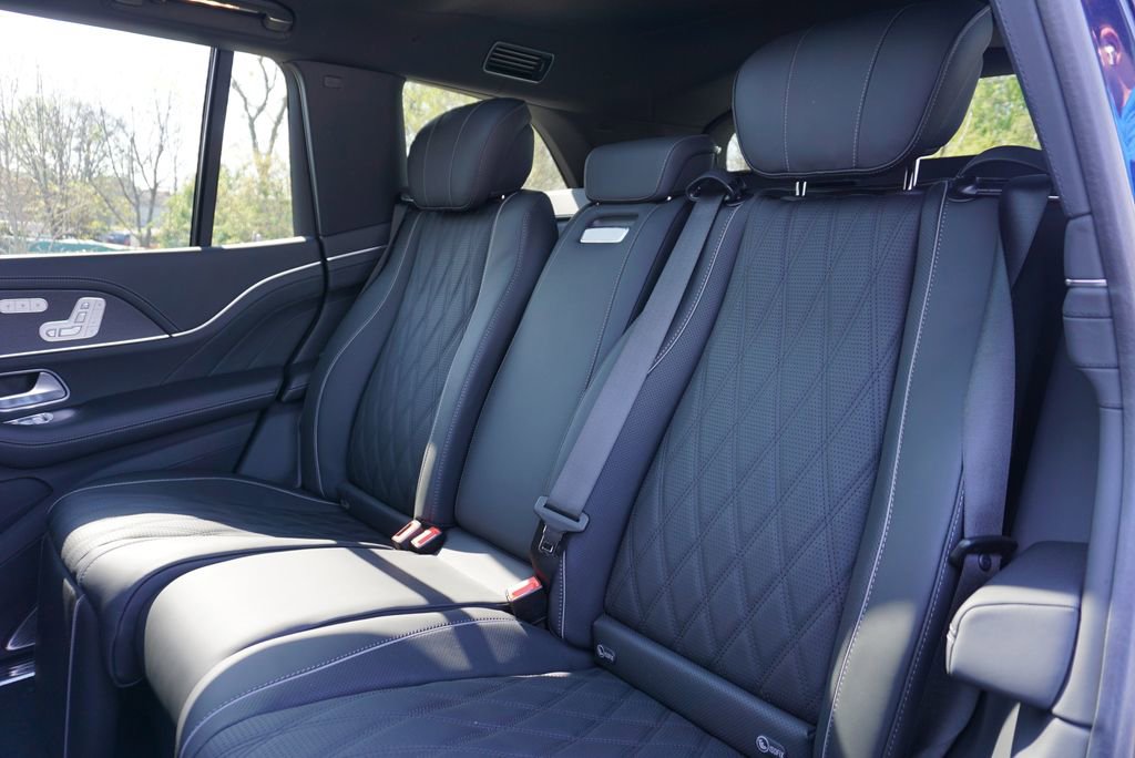 Certified 2025 Mercedes-Benz Maybach GLS 600 4MATIC image 41