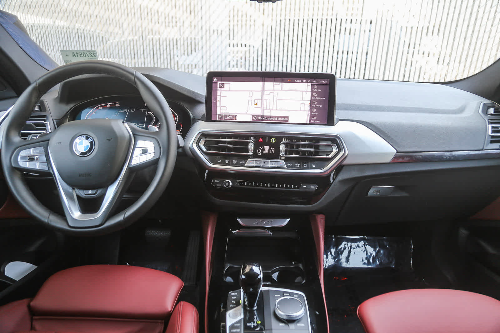 Certified 2023 BMW X4 xDrive30i w/ Premium Package image 9