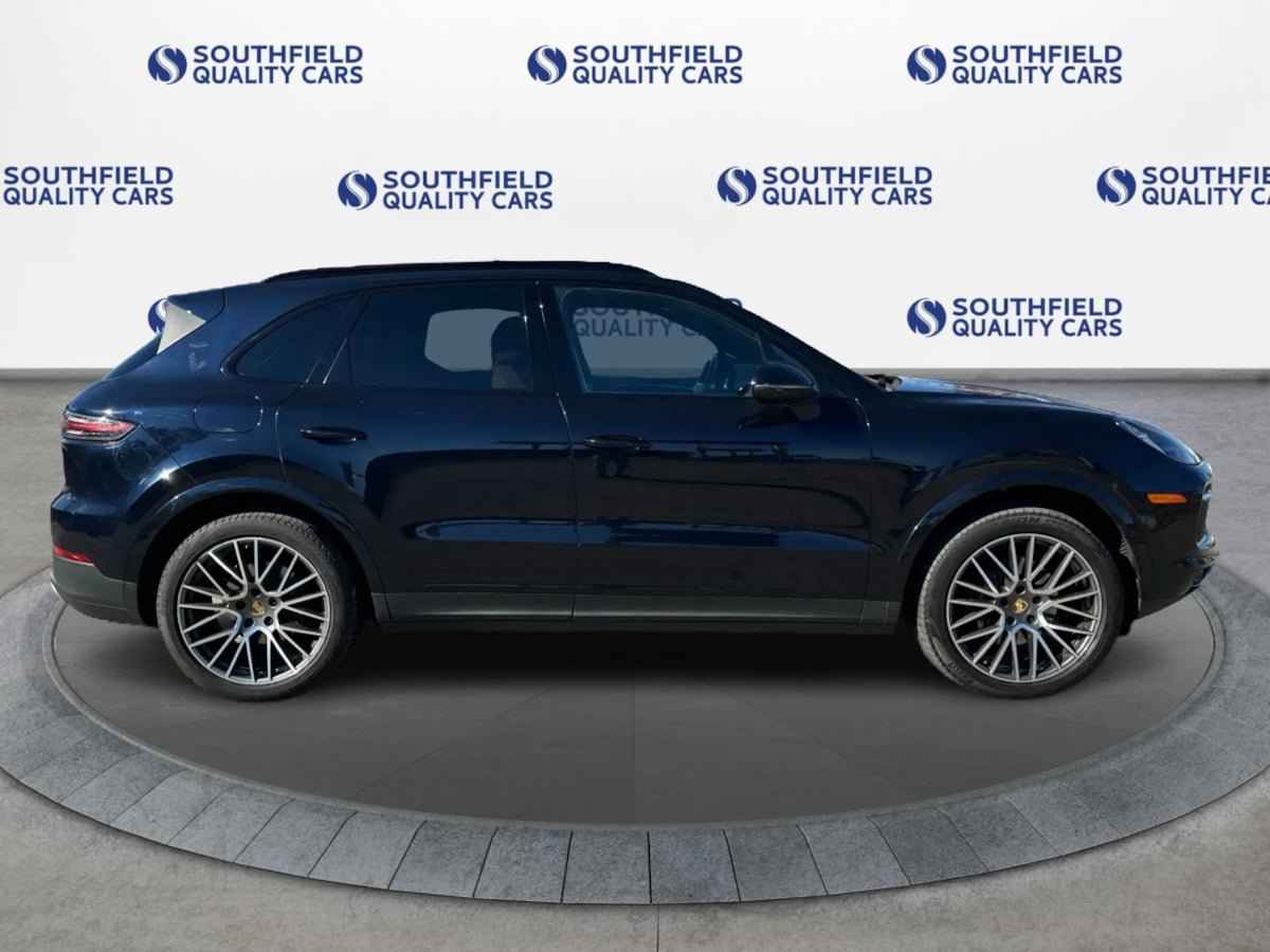 Used 2020 Porsche Cayenne AWD/4WD image 8