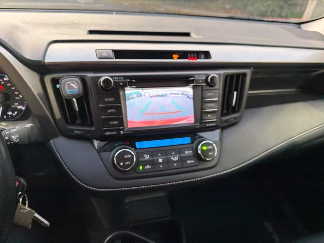 Used 2017 Toyota RAV4 XLE w/ Plus Special Value Package AWD/4WD image 17