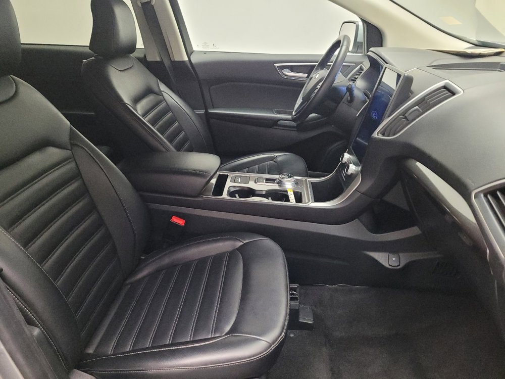 Used 2024 Ford Edge SEL image 21