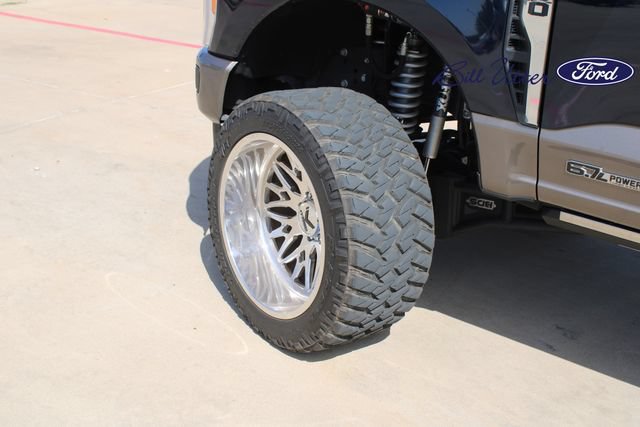 Used 2023 Ford F250 King Ranch w/ FX4 Off-Road Package AWD/4WD image 9