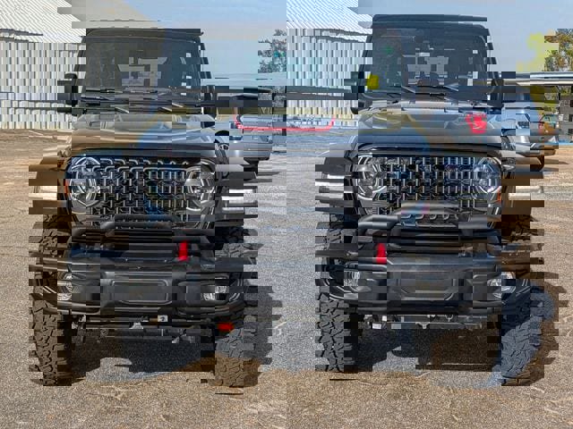 Used 2024 Jeep Gladiator Rubicon w/ Technology Group image 9