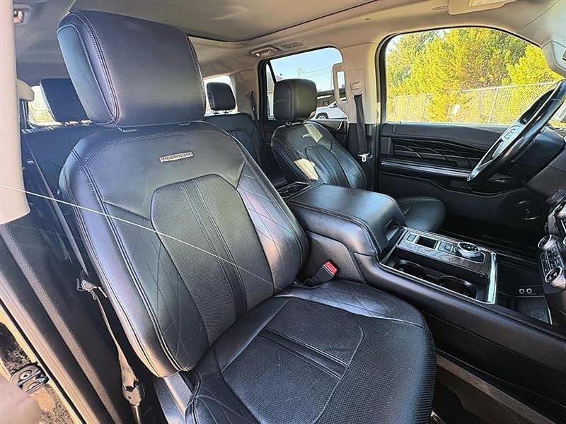 Used 2018 Ford Expedition Max Platinum image 37