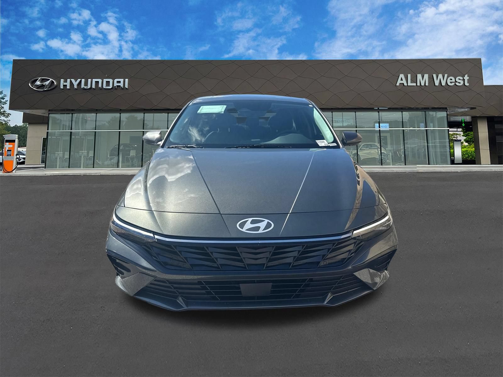 New 2026 Hyundai Elantra Limited FWD image 2