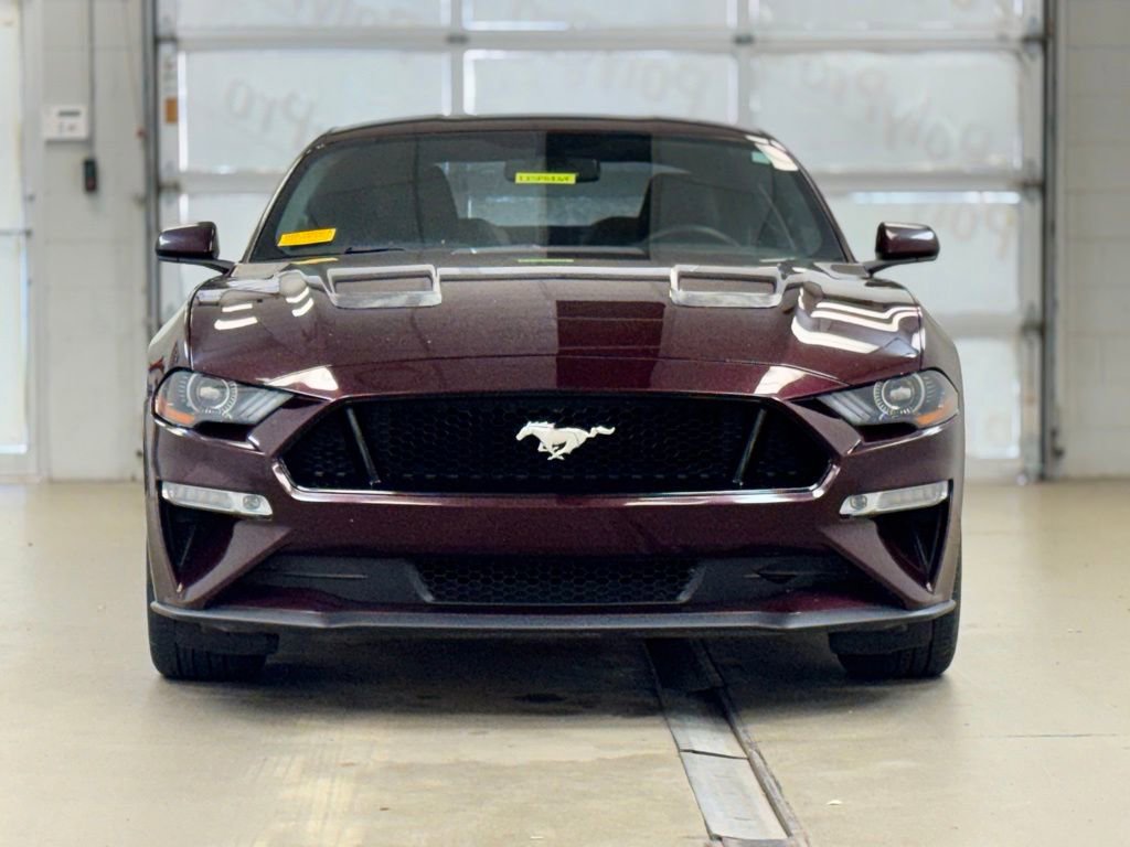 Used 2018 Ford Mustang GT RWD image 2