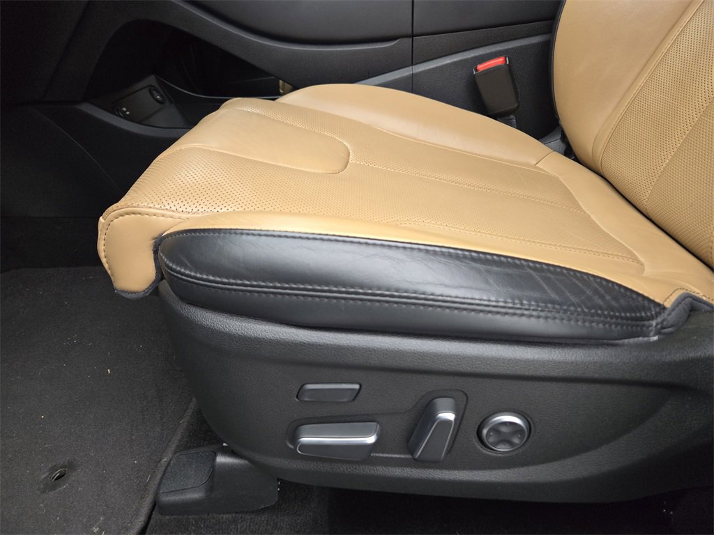 Used 2023 Hyundai Santa Fe Calligraphy image 19