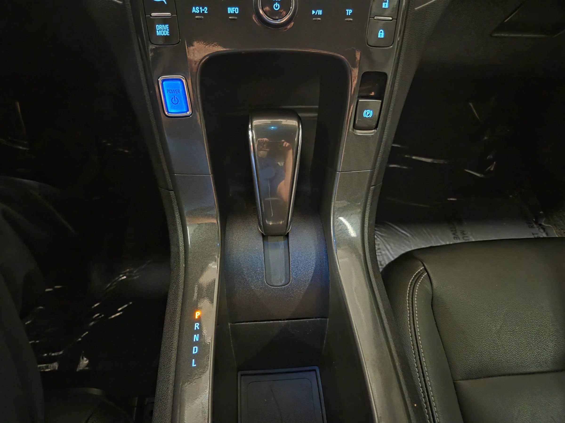 Used 2014 Chevrolet Volt Premium w/ Premium Trim Package FWD image 27