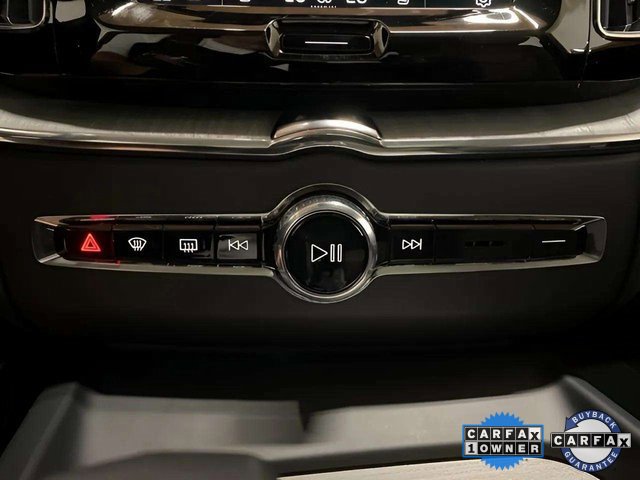 Used 2025 Volvo XC60 B5 Plus image 54