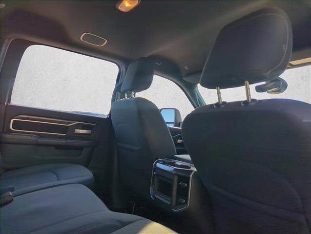 Used 2024 RAM 2500 Big Horn w/ Sport Appearance Package image 19