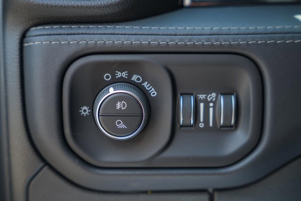 New 2026 RAM 1500 Limited AWD/4WD image 49