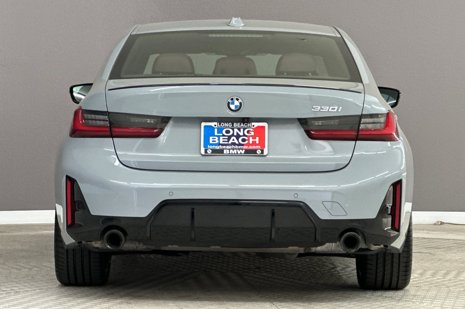 Certified 2024 BMW 330i Sedan w/ M Sport Package RWD image 9