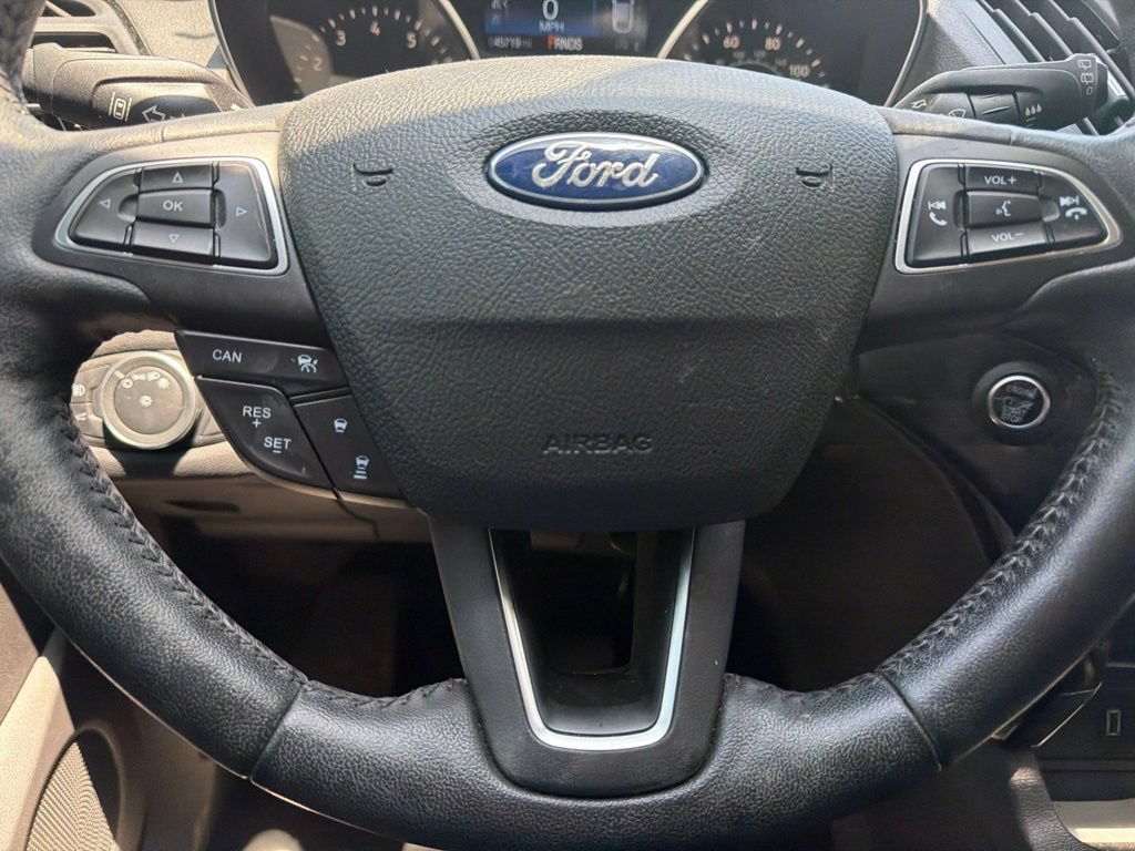 Used 2019 Ford Escape Titanium AWD/4WD image 13